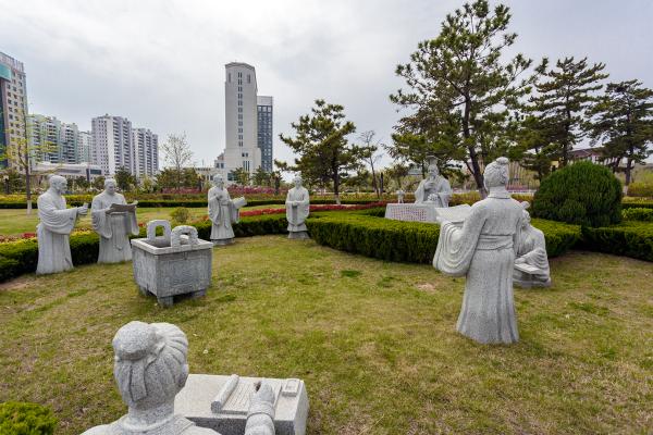 景点介绍 文登学公园