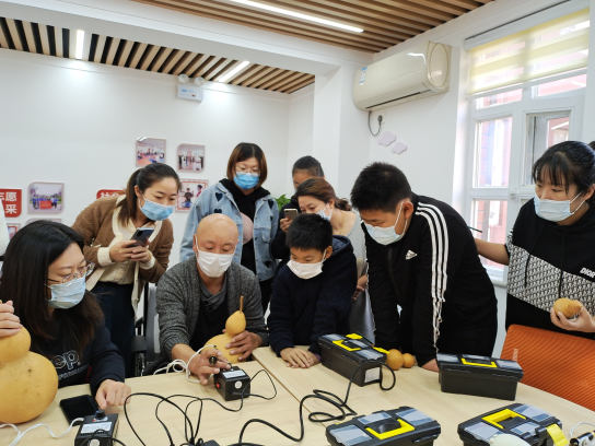 1220威海市图书馆尼山书院“智行乡村”公益行665.png