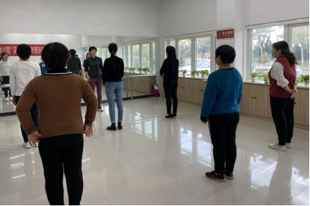 1220威海市图书馆尼山书院“智行乡村”公益行181.png