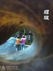 裴伟《朦胧》.jpg